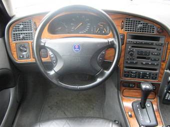 2001 Saab 9-5 Photos