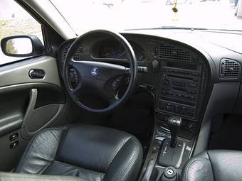 2004 Saab 9-5 Pictures