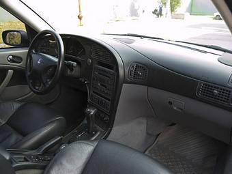 2004 Saab 9-5 Pictures