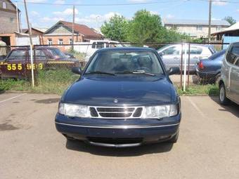 1995 Saab 900 Photos