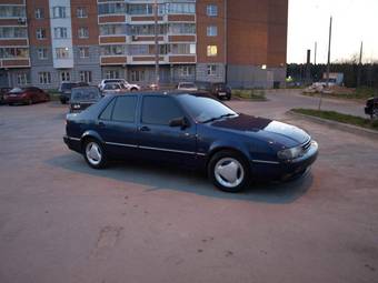 1997 Saab 9000 Pictures