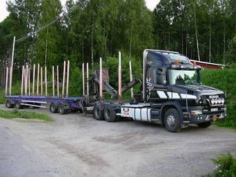 2000 Scania T144