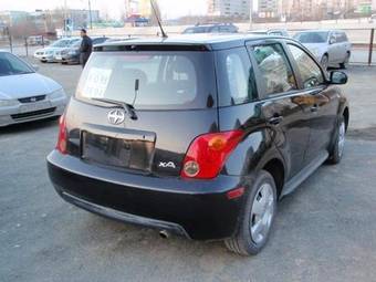 2005 Scion xA Pictures
