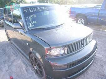 2003 Scion xB Photos