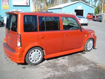2004 Scion xB Pictures