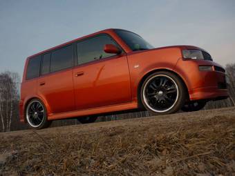 2004 Scion xB Photos