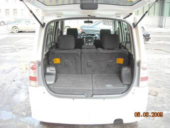 2004 Scion xB Photos