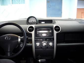 2005 Scion xB Pictures