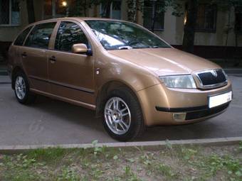 2001 Skoda Fabia Pictures