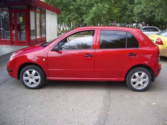 2003 Skoda Fabia Pictures