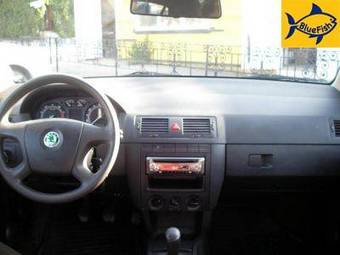 2004 Skoda Fabia Pictures