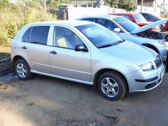 2005 Skoda Fabia Photos