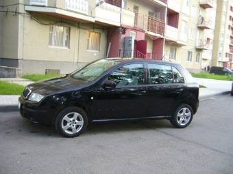 2005 Skoda Fabia Photos