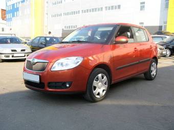 2008 Skoda Fabia Pictures