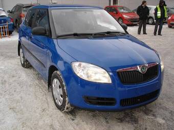 2008 Skoda Fabia Pictures