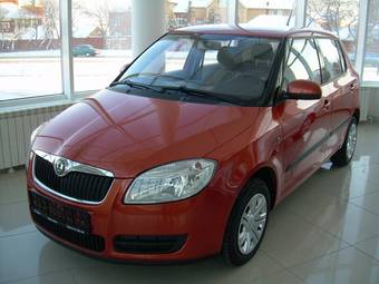 2008 Skoda Fabia Photos