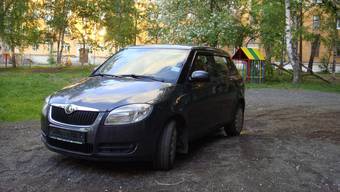 2008 Skoda Fabia Pictures