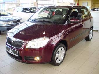 2009 Skoda Fabia Photos