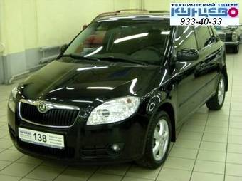 2009 Skoda Fabia Photos