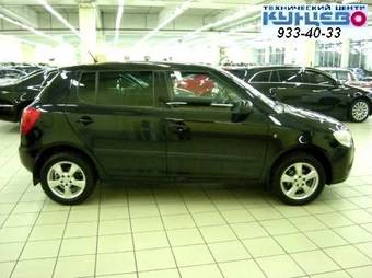 2009 Skoda Fabia Pictures