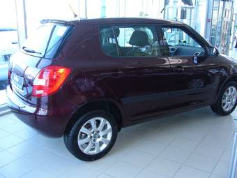 2009 Skoda Fabia Photos