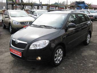 2009 Skoda Fabia Photos