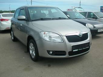 2010 Skoda Fabia Pictures