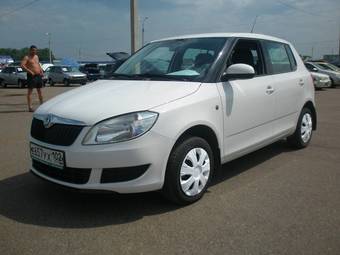 2010 Skoda Fabia Photos