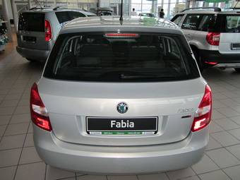 2011 Skoda Fabia Pictures