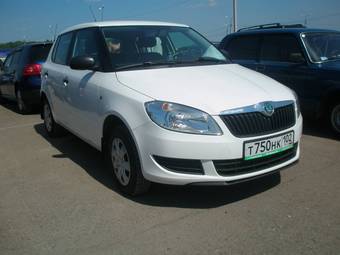 2011 Skoda Fabia Photos