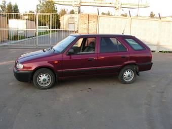 1998 Skoda Felicia Photos