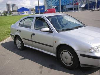 1997 Skoda Octavia Pictures