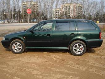 2000 Skoda Octavia Pictures