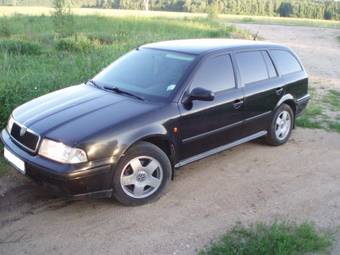 2000 Skoda Octavia Photos