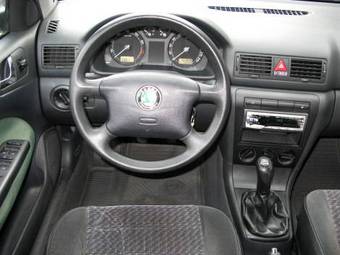 2001 Skoda Octavia Pictures