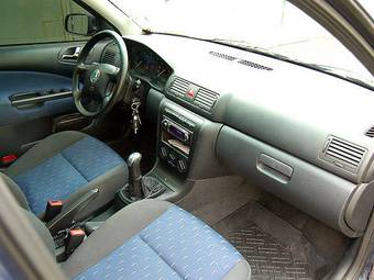 2003 Skoda Octavia Pics