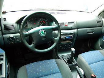 2003 Skoda Octavia Pictures