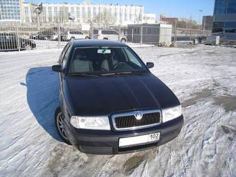 2003 Skoda Octavia Images