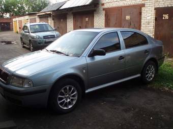 2003 Skoda Octavia Photos