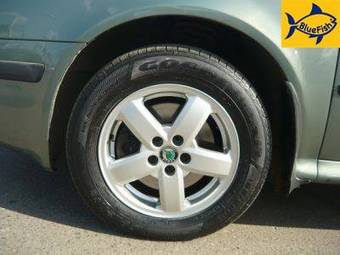 2003 Skoda Octavia Pics