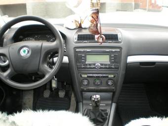 2005 Skoda Octavia Photos