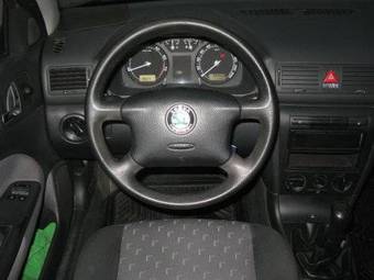 2005 Skoda Octavia Pictures