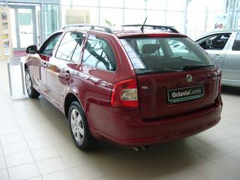 2009 Skoda Octavia Pictures