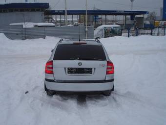 2009 Skoda Octavia Pictures