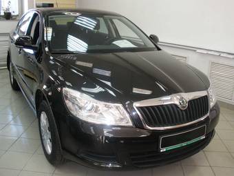 2010 Skoda Octavia Photos