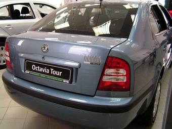 2010 Skoda Octavia Pictures