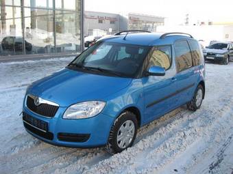 2009 Skoda Roomster Photos