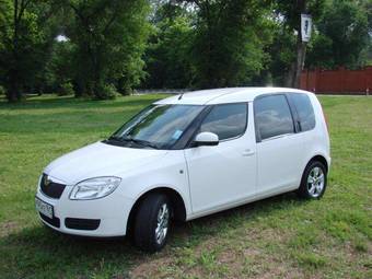 2009 Skoda Roomster Photos