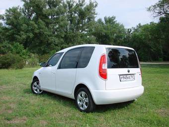 2009 Skoda Roomster Photos