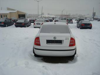 2002 Skoda Superb Photos